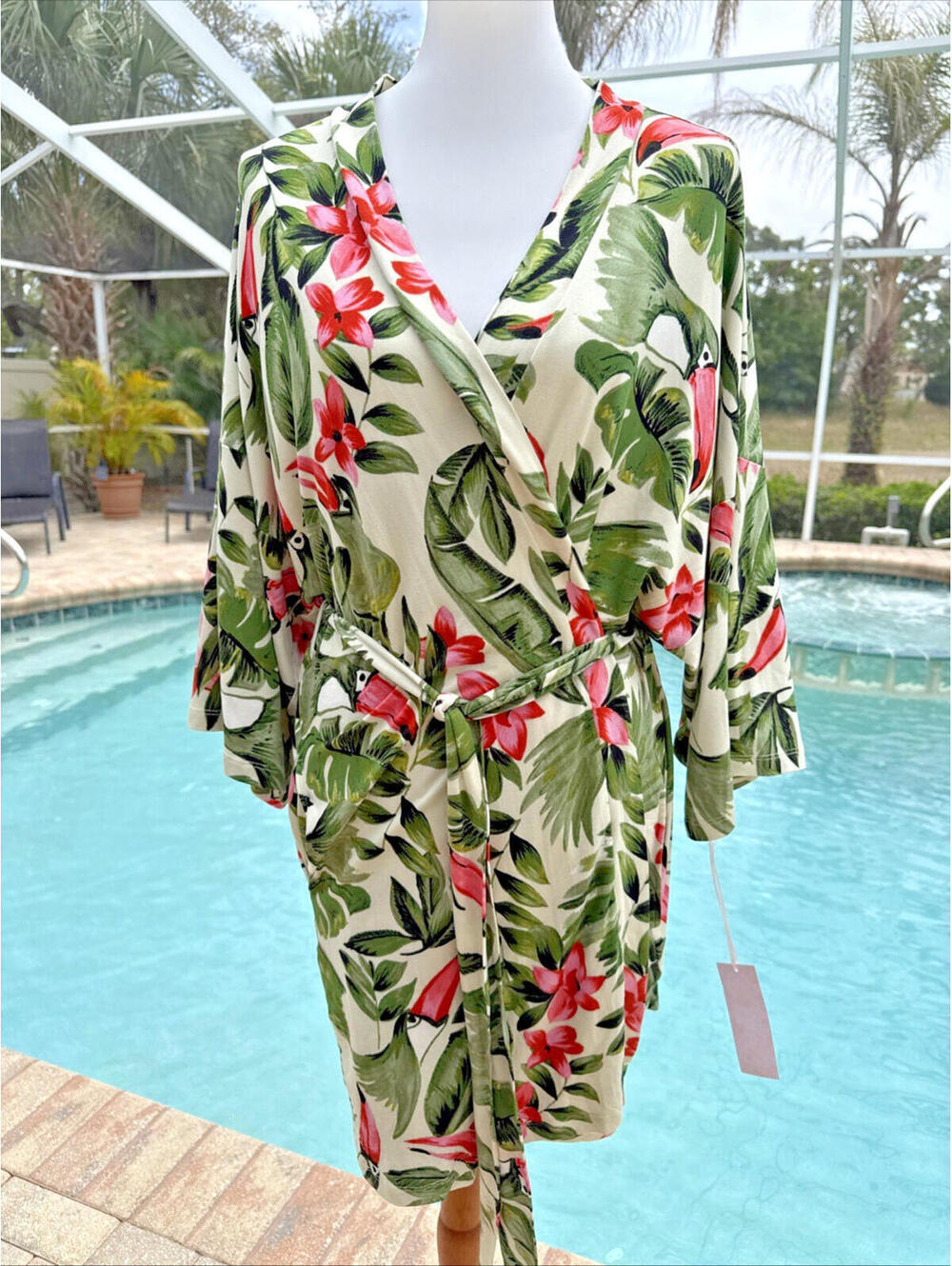 NWT Linea Donatella Tropical Palm Toucan  S/M Small Medium Robe